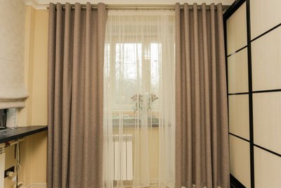 Сучасні стильні однотонні штори мішковина льон на люверсах ALBO Кавові, комплект штор на вікно 1586150188 фото
